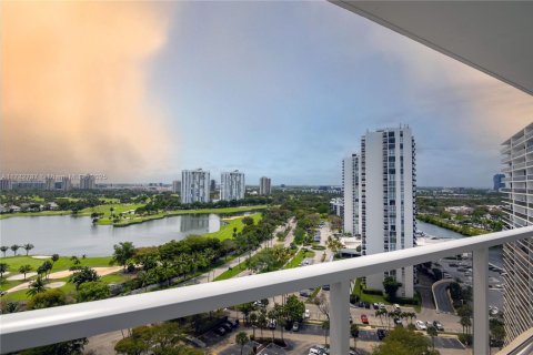Condo in Aventura, Florida, 3 bedrooms  № 1868798 - photo 3