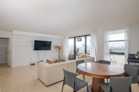 Condo in Aventura, Florida, 3 bedrooms  № 1868798 - photo 13