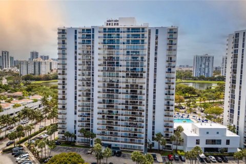 Condo in Aventura, Florida, 3 bedrooms  № 1868798 - photo 1