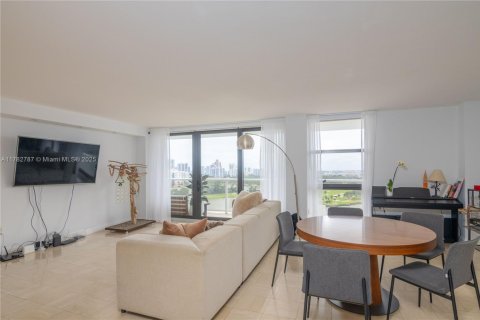 Condo in Aventura, Florida, 3 bedrooms  № 1868798 - photo 14