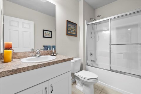 House in Punta Gorda, Florida 4 bedrooms, 168.34 sq.m. № 1725495 - photo 9