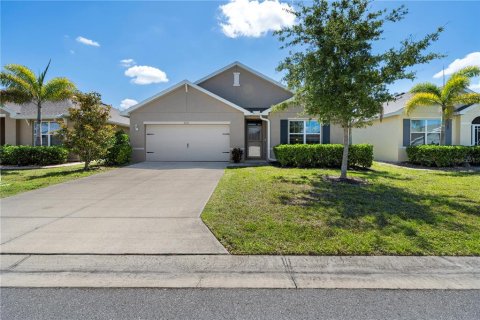 House in Punta Gorda, Florida 4 bedrooms, 168.34 sq.m. № 1725495 - photo 1