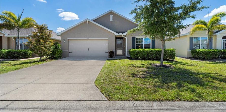 House in Punta Gorda, Florida 4 bedrooms, 168.34 sq.m. № 1725495