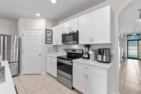House in Punta Gorda, Florida 4 bedrooms, 168.34 sq.m. № 1725495 - photo 19