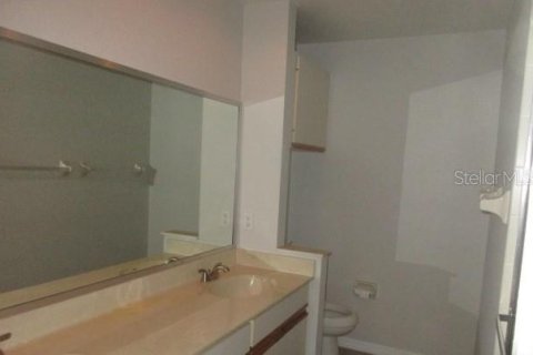 Condo in Venice, Florida, 2 bedrooms  № 1808907 - photo 9