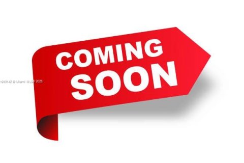 Villa ou maison à vendre à Miami Springs, Floride: 4 chambres, 193.24 m2 № 1966395 - photo 1