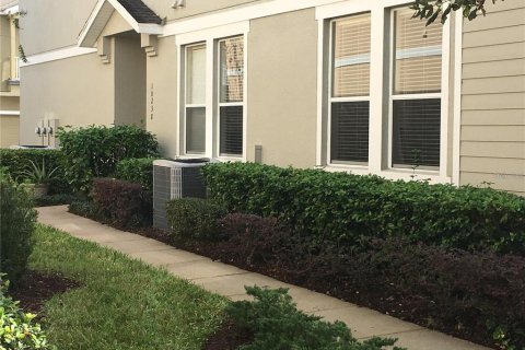 Condominio en Orlando, Florida, 2 dormitorios  № 2157346