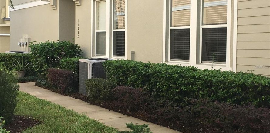 Condominio en Orlando, Florida, 2 dormitorios № 2157346