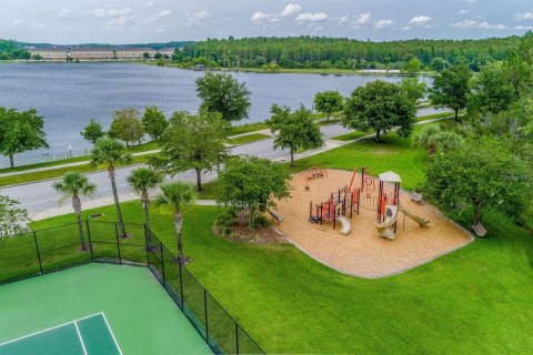 Condominio en venta en Orlando, Florida, 2 dormitorios, 120.77 m2 № 2157346 - foto 18