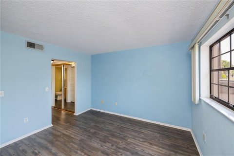 Condo in Port Charlotte, Florida, 2 bedrooms № 2166249 - photo 25