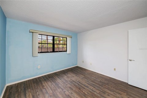 Condo in Port Charlotte, Florida, 2 bedrooms № 2166249 - photo 26
