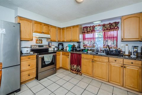 House in Spring Hill, Florida 3 bedrooms, 117.8 sq.m. № 1540892 - photo 12