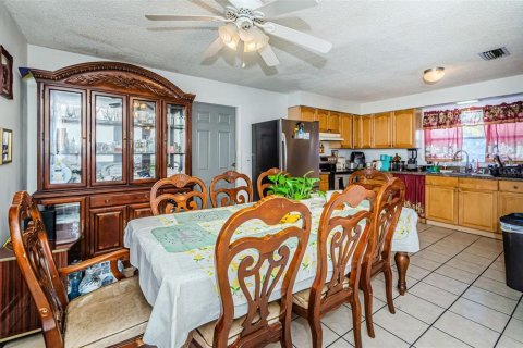 House in Spring Hill, Florida 3 bedrooms, 117.8 sq.m. № 1540892 - photo 10