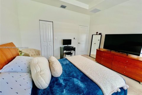 Townhouse in Homestead, Florida 3 bedrooms, 140.65 sq.m. № 1987100 - photo 26