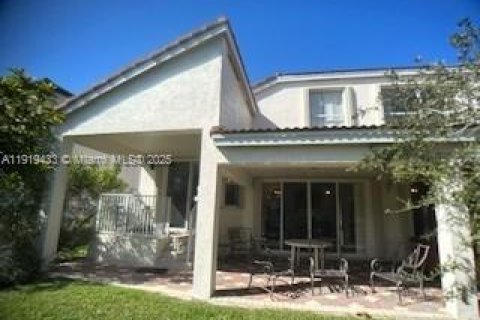 Купить виллу или дом в Мирамар, Флорида 4 спальни, 222.13м2, № 1974570 - фото 17