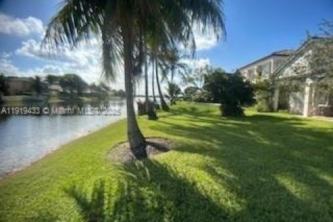 Купить виллу или дом в Мирамар, Флорида 4 спальни, 222.13м2, № 1974570 - фото 7