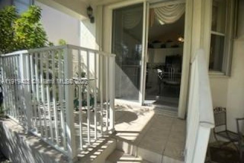 Купить виллу или дом в Мирамар, Флорида 4 спальни, 222.13м2, № 1974570 - фото 12