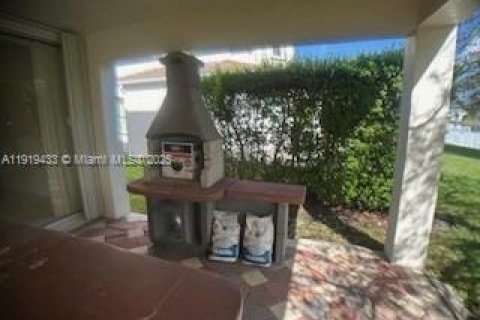 Купить виллу или дом в Мирамар, Флорида 4 спальни, 222.13м2, № 1974570 - фото 9