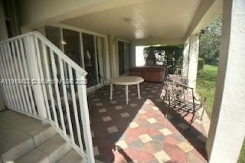 Купить виллу или дом в Мирамар, Флорида 4 спальни, 222.13м2, № 1974570 - фото 15