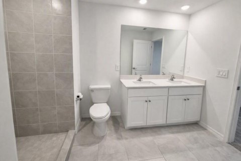 House in Port Charlotte, Florida 3 bedrooms, 144.93 sq.m. № 2231370 - photo 14