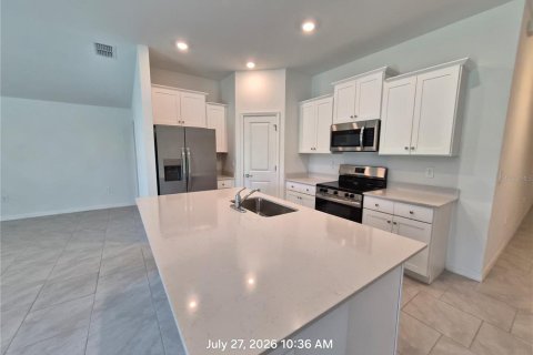 House in Port Charlotte, Florida 3 bedrooms, 144.93 sq.m. № 2231370 - photo 4