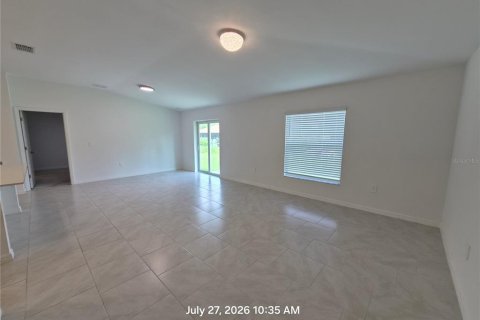 House in Port Charlotte, Florida 3 bedrooms, 144.93 sq.m. № 2231370 - photo 9