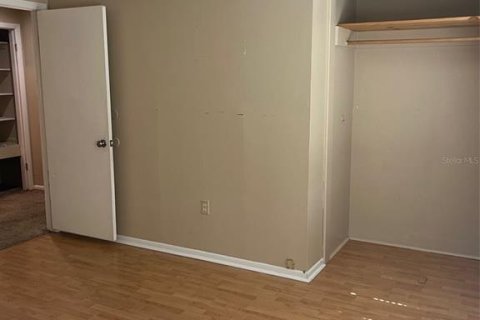 Condo in DeLand, Florida, 2 bedrooms  № 1778127 - photo 2
