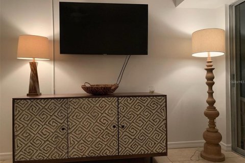 Condominio en alquiler en Sarasota, Florida, 2 dormitorios, 83.15 m2 № 1538785 - foto 7
