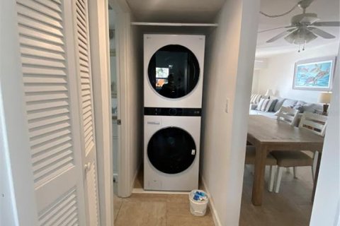 Condominio en alquiler en Sarasota, Florida, 2 dormitorios, 83.15 m2 № 1538785 - foto 18
