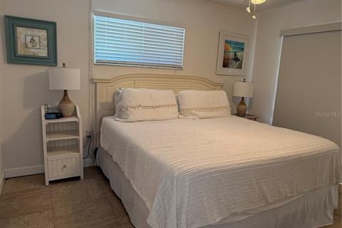Condominio en alquiler en Sarasota, Florida, 2 dormitorios, 83.15 m2 № 1538785 - foto 10