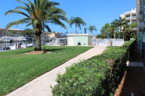 Condominio en alquiler en Sarasota, Florida, 2 dormitorios, 83.15 m2 № 1538785 - foto 24
