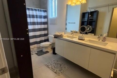 Adosado en alquiler en Doral, Florida, 3 dormitorios, 168.71 m2 № 1990570 - foto 17