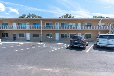 Copropriété à vendre à Seminole, Floride: 2 chambres, 81.75 m2 № 2391051 - photo 23