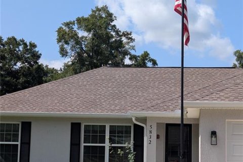 House in Ocala, Florida 3 bedrooms, 128.76 sq.m. № 2150639
