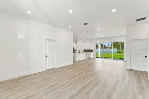 Villa ou maison à vendre à Ocala, Floride: 4 chambres, 167.41 m2 № 2390881 - photo 9
