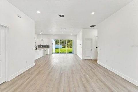 Villa ou maison à vendre à Ocala, Floride: 4 chambres, 167.41 m2 № 2390881 - photo 8
