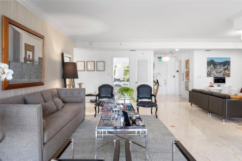 Condo in Key Biscayne, Florida, 3 bedrooms  № 1880212 - photo 17