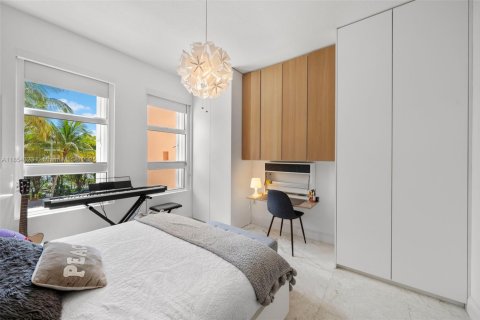 Condo in Key Biscayne, Florida, 3 bedrooms  № 1880212 - photo 25