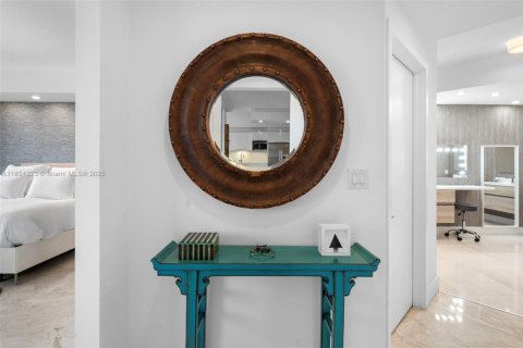 Condo in Key Biscayne, Florida, 3 bedrooms  № 1880212 - photo 10
