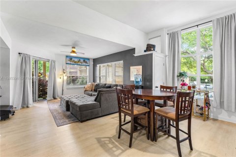 Condominio en venta en West Palm Beach, Florida, 2 dormitorios, 82.5 m2 № 2047000 - foto 14