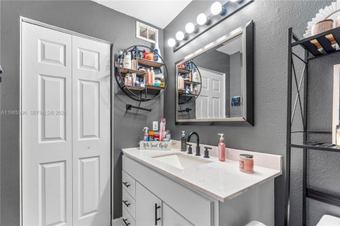 Condominio en venta en West Palm Beach, Florida, 2 dormitorios, 82.5 m2 № 2047000 - foto 21