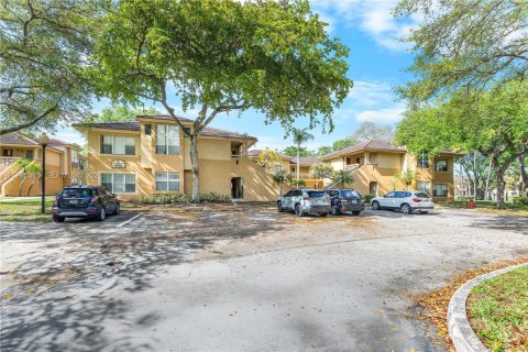 Condo à West Palm Beach, Floride, 2 chambres  № 2047000