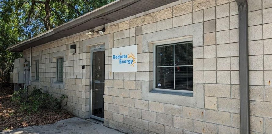 Immobilier commercial à Gainesville, Floride 188.03 m2 № 1561235