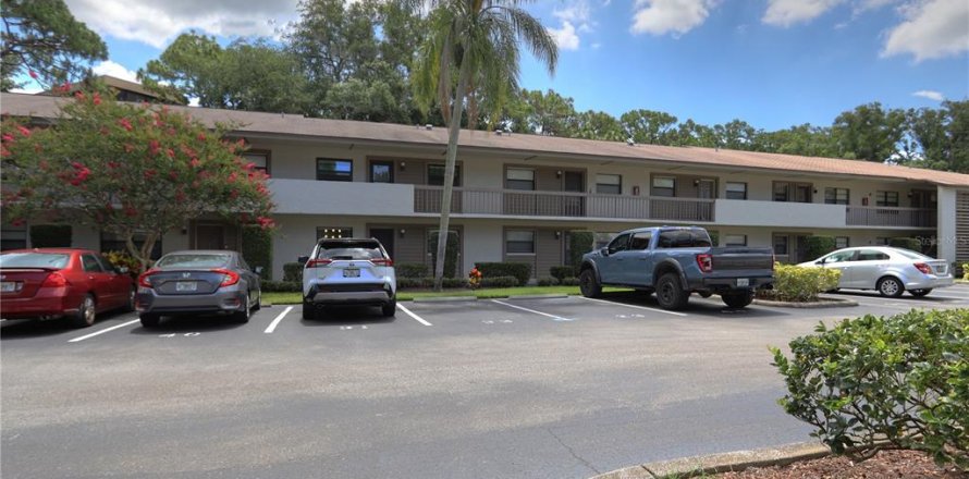 Condo in Clearwater, Florida, 1 bedroom  № 2207470