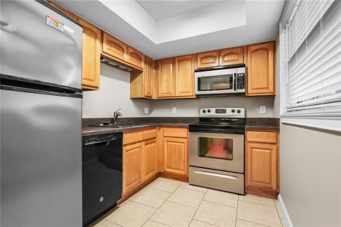 Condo in Clearwater, Florida, 1 bedroom  № 2207470 - photo 3