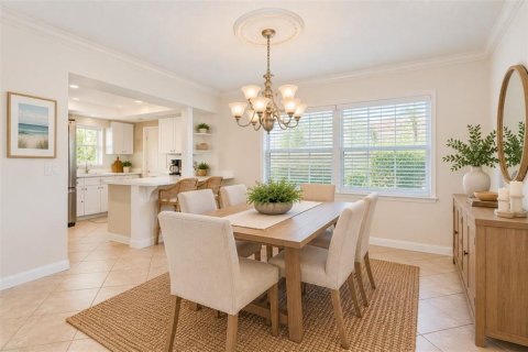 House in Saint Pete Beach, Florida 3 bedrooms, 150.32 sq.m. № 2391716 - photo 9