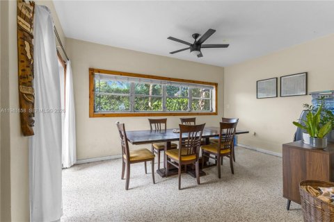 Immobilier commercial à vendre à Coral Gables, Floride: 267.56 m2 № 2152739 - photo 5