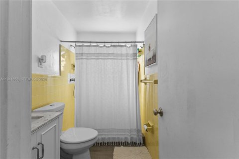 Immobilier commercial à vendre à Coral Gables, Floride: 267.56 m2 № 2152739 - photo 8