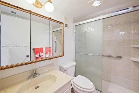 Copropriété à vendre à Pembroke Pines, Floride: 2 chambres, 91.04 m2 № 2089263 - photo 17