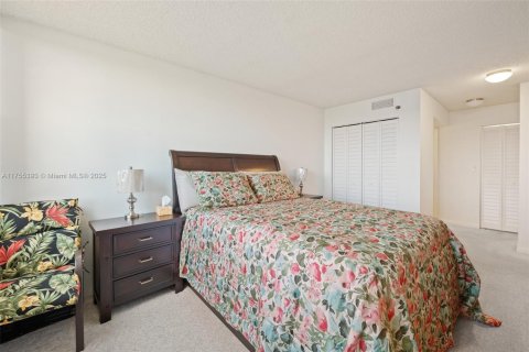 Copropriété à vendre à Pembroke Pines, Floride: 2 chambres, 91.04 m2 № 2089263 - photo 10
